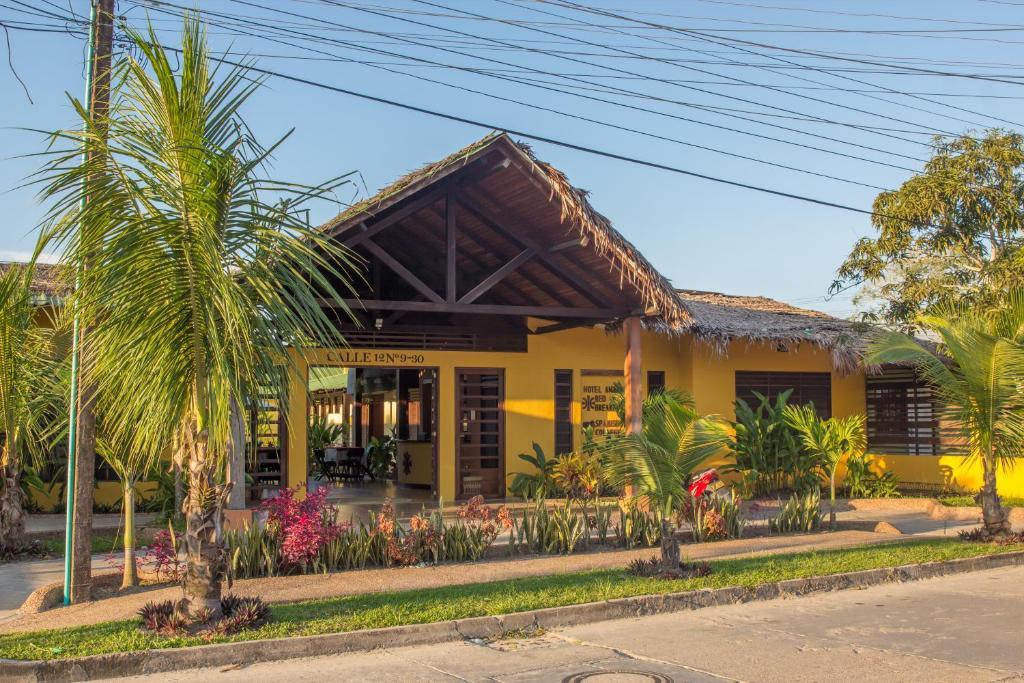 Hotel Amazon Bed And Breakfast Leticia Exterior photo